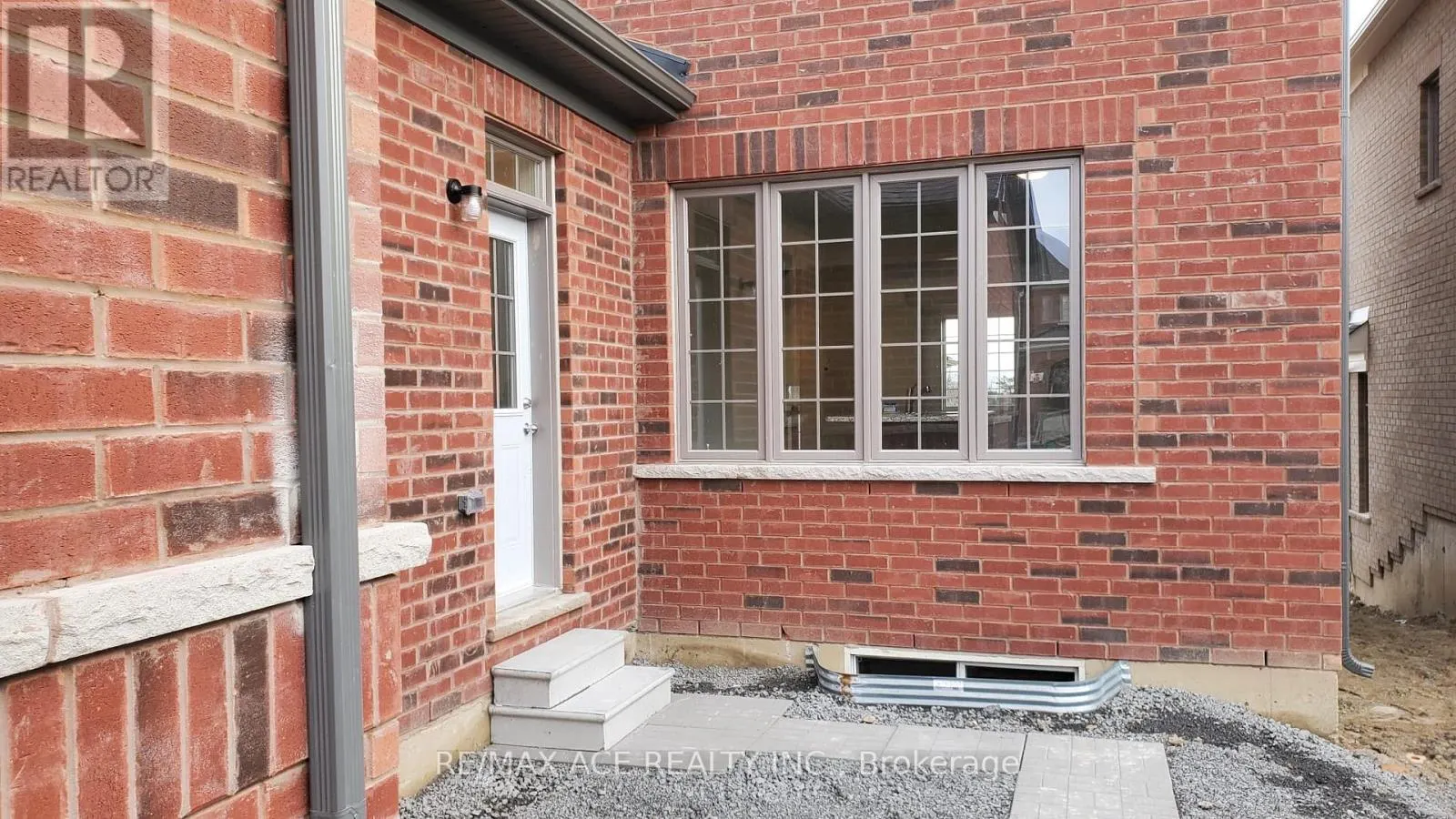 334 BRITANNIA AVENUE