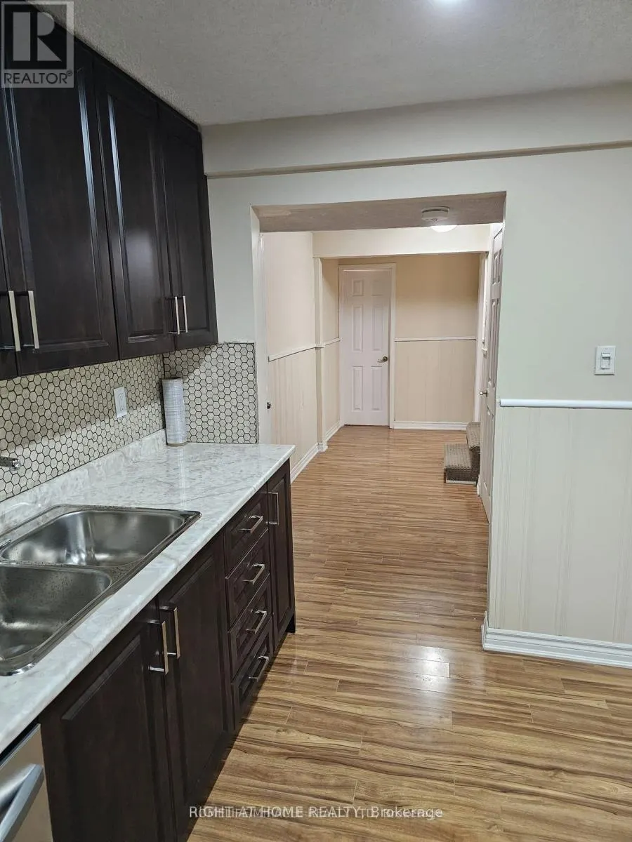 BSMT - 730 SHEPPARD AVENUE