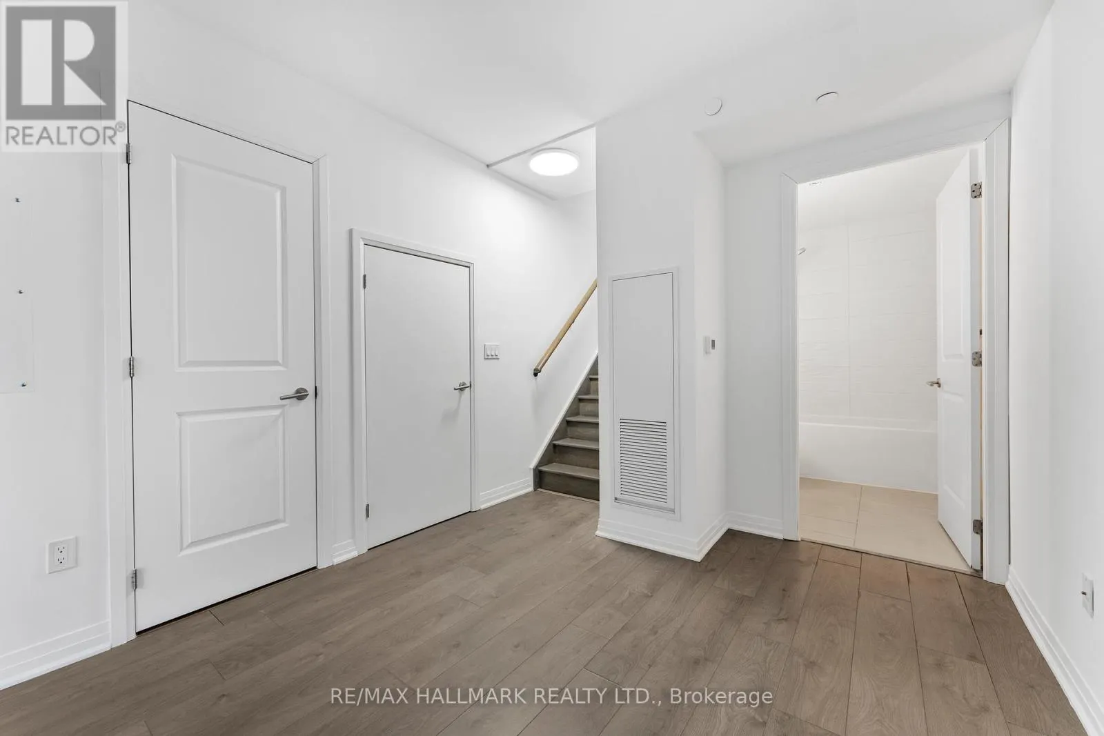 TH 103 - 2301 DANFORTH AVENUE