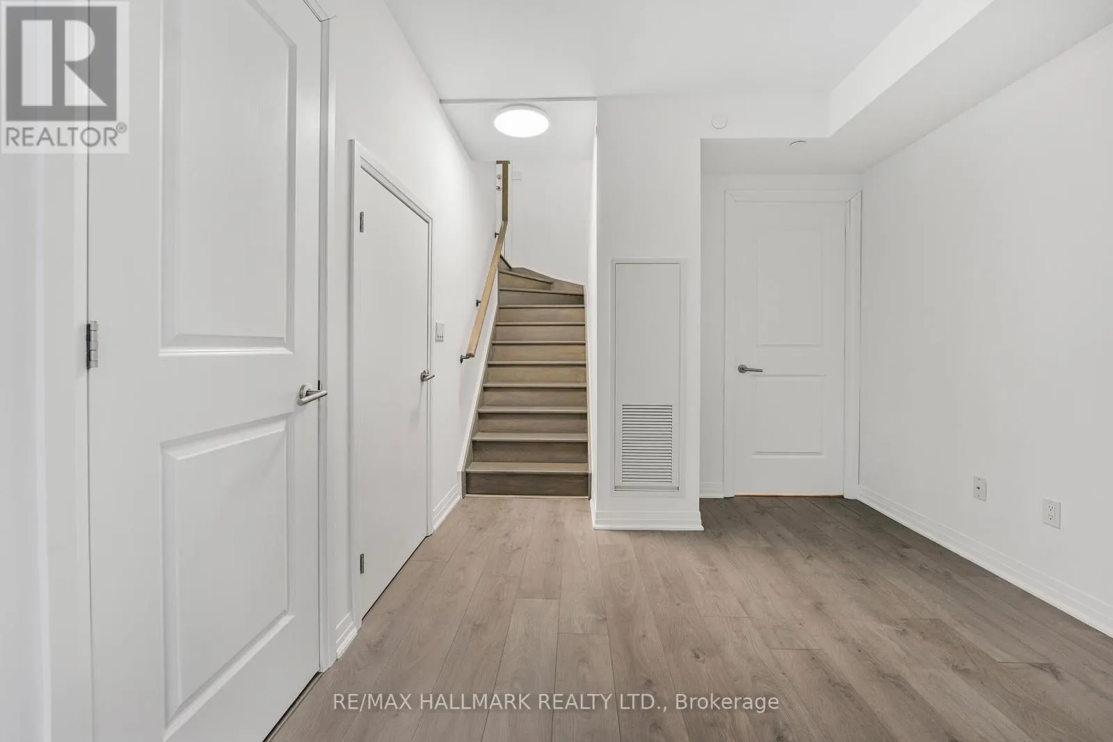 TH 103 - 2301 DANFORTH AVENUE