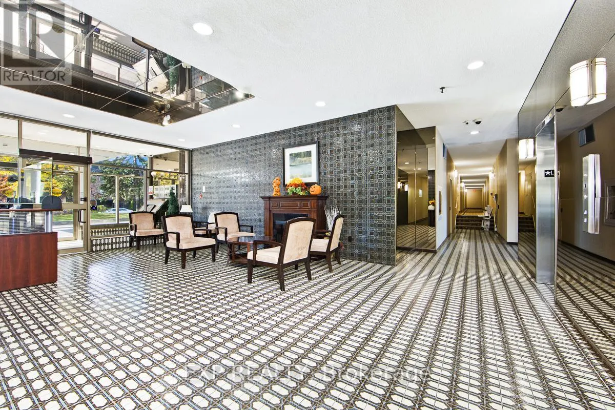 1111 - 121 LING ROAD