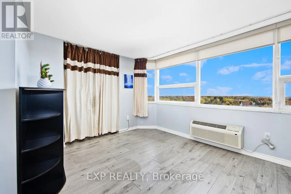 1111 - 121 LING ROAD