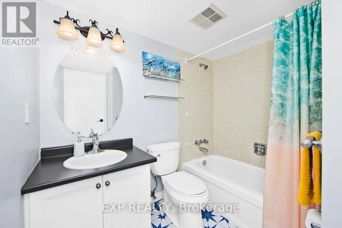 1111 - 121 LING ROAD