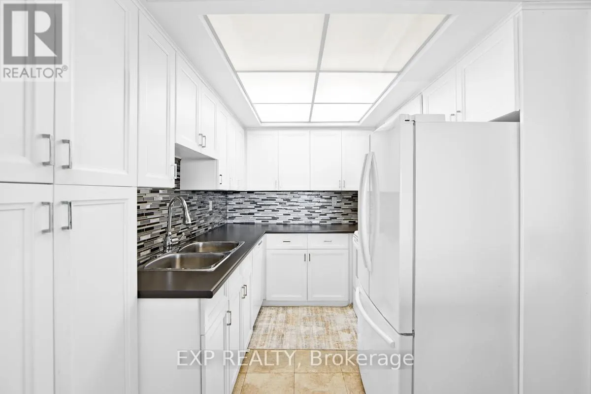 1111 - 121 LING ROAD