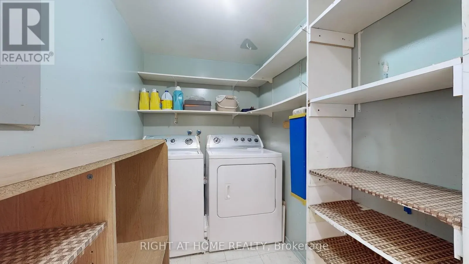 1107 - 350 ALTON TOWERS CIRCLE