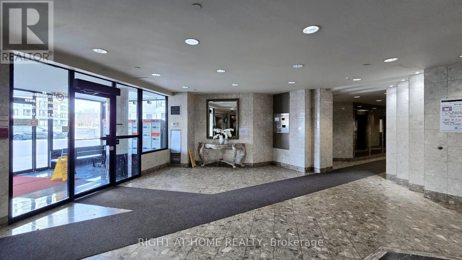 1107 - 350 ALTON TOWERS CIRCLE