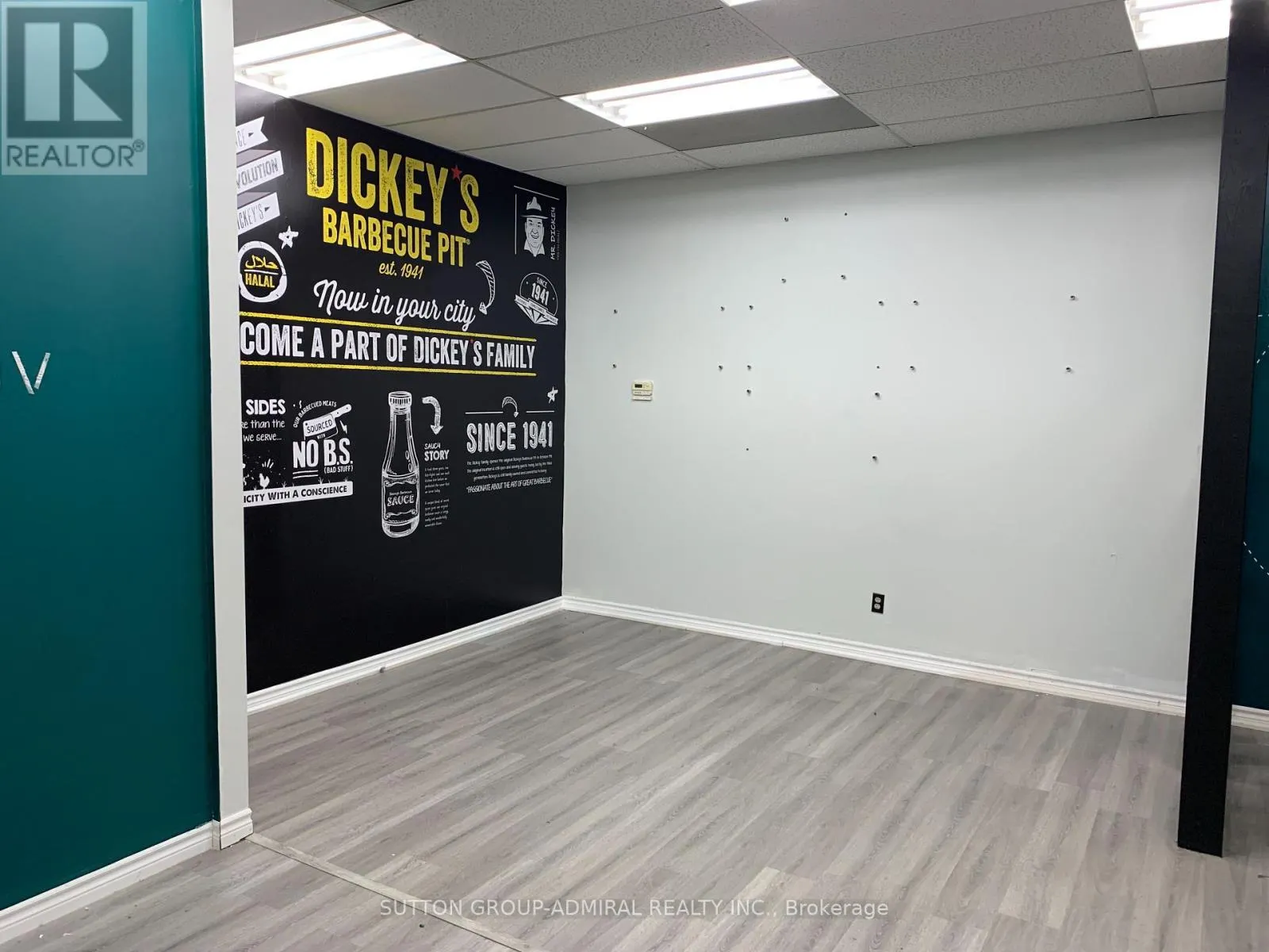 4B - 3110 KINGSTON ROAD