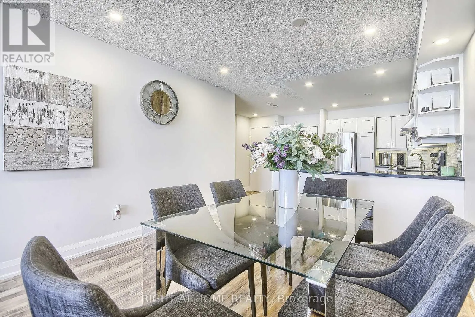 PH7 - 955 O'CONNOR DRIVE E