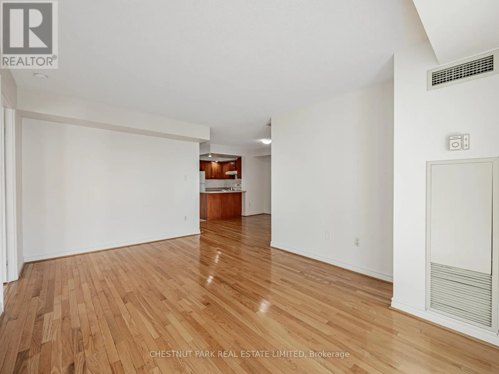 1029 - 125 OMNI DRIVE