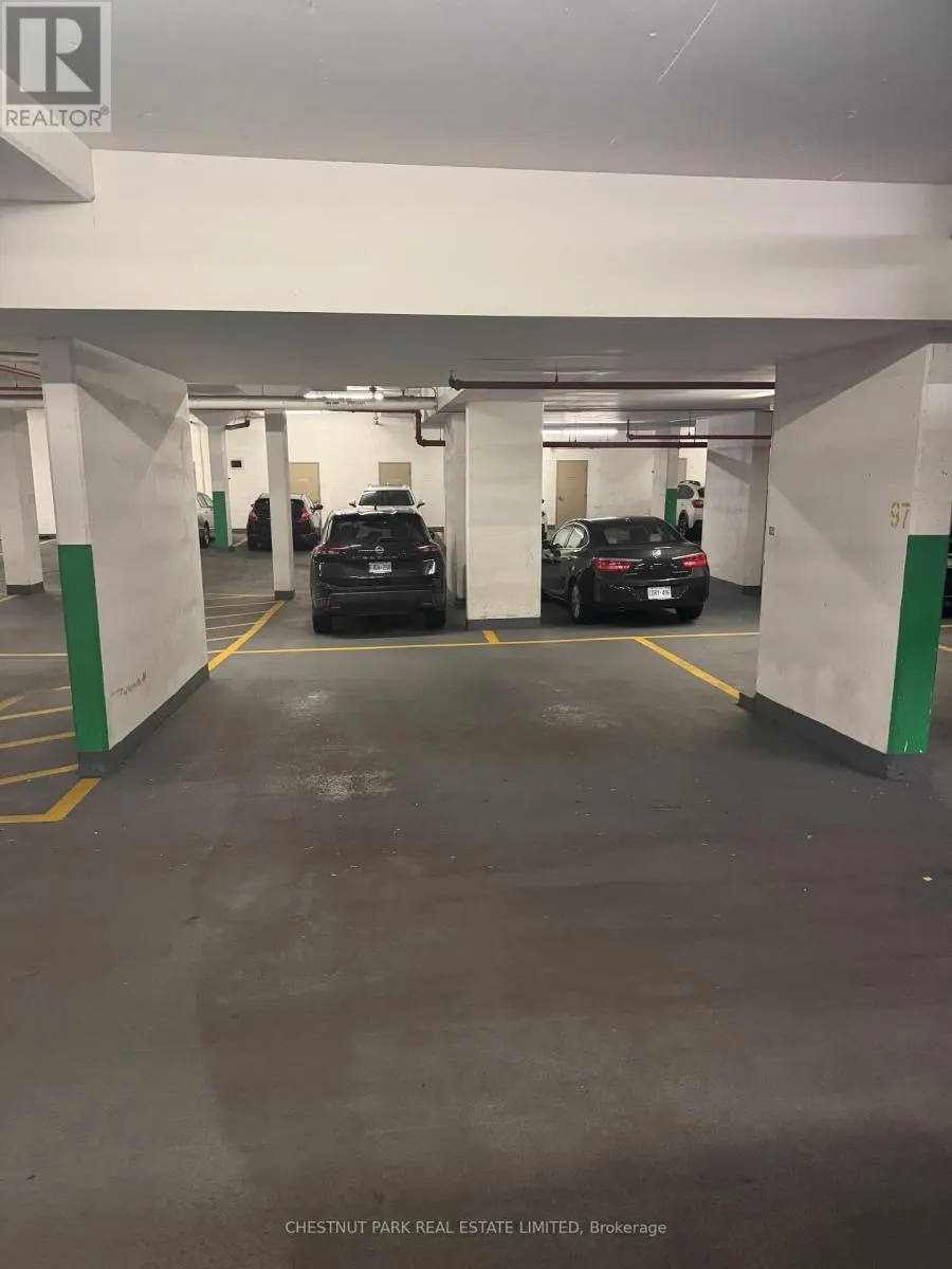 1029 - 125 OMNI DRIVE