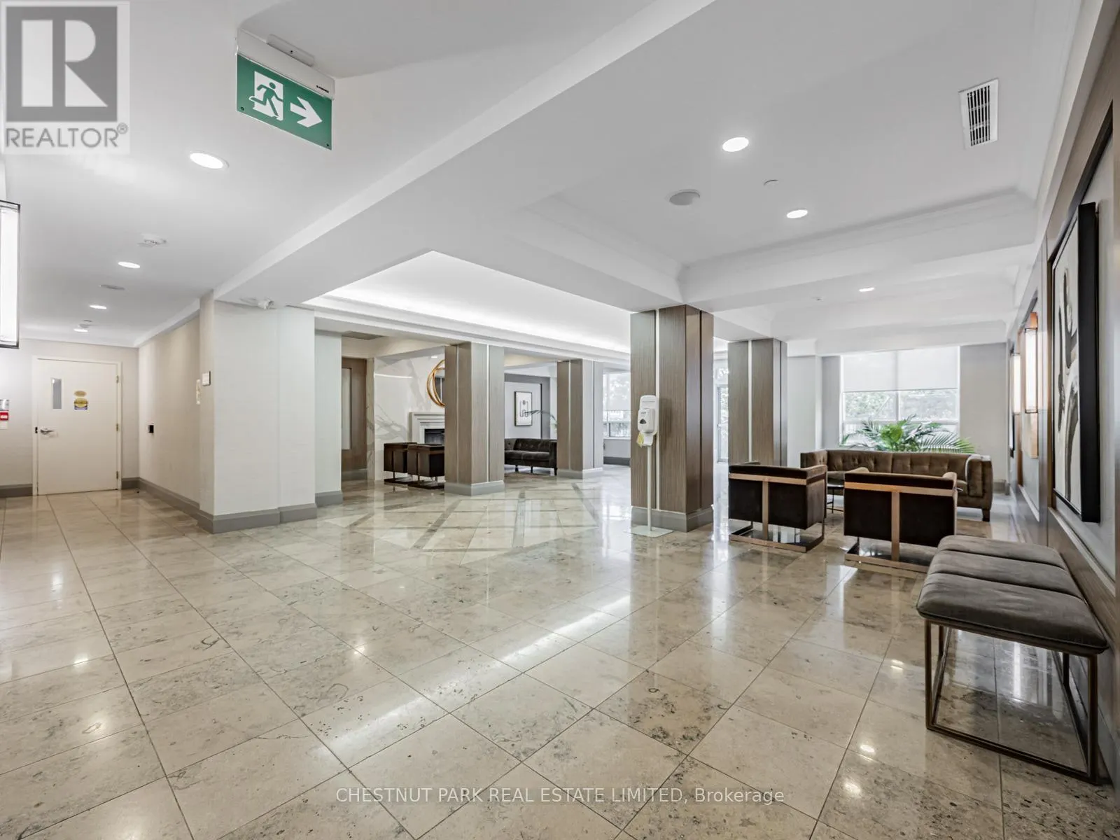 1029 - 125 OMNI DRIVE