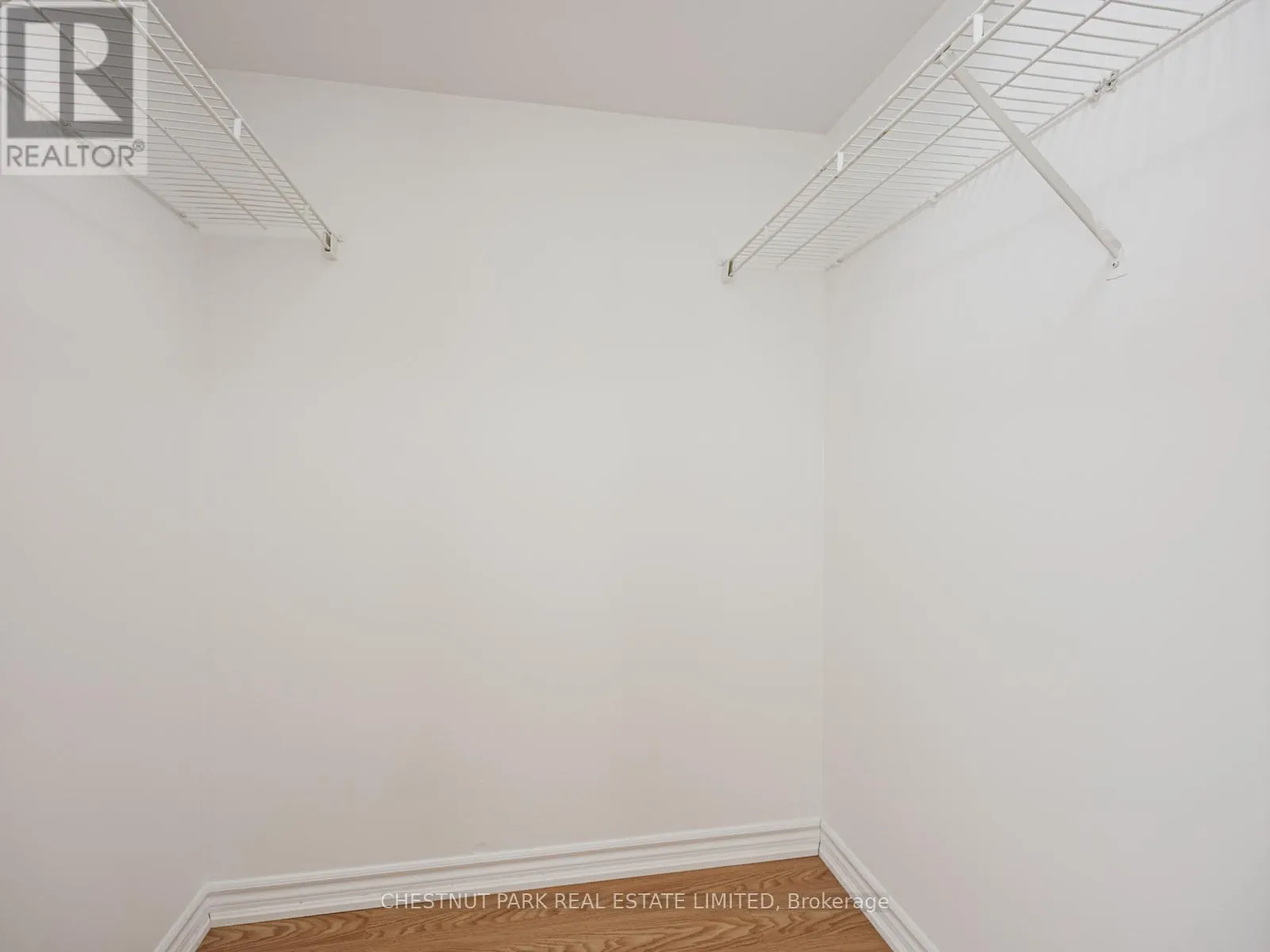 1029 - 125 OMNI DRIVE