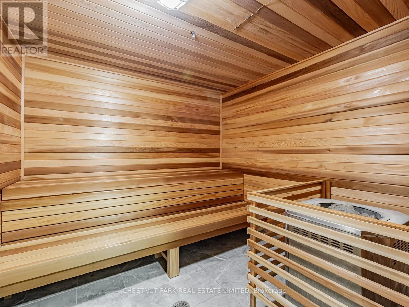 1029 - 125 OMNI DRIVE