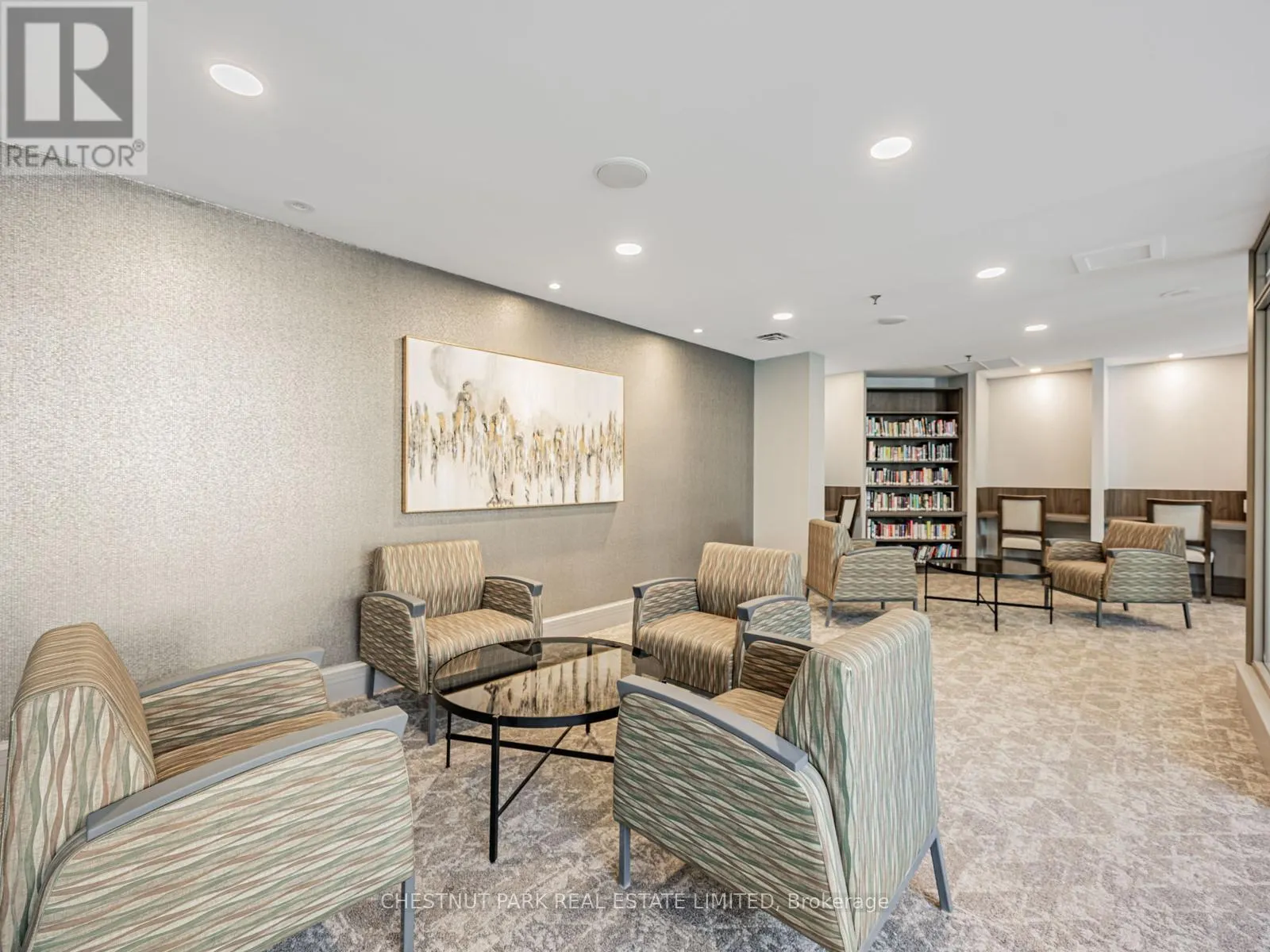 1029 - 125 OMNI DRIVE