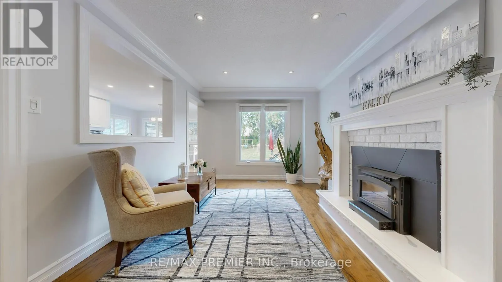 40 STAFFORD CRESCENT