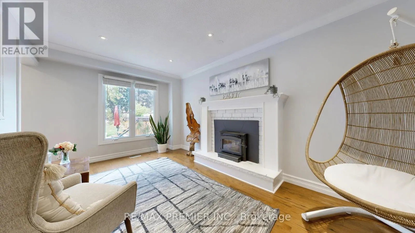 40 STAFFORD CRESCENT