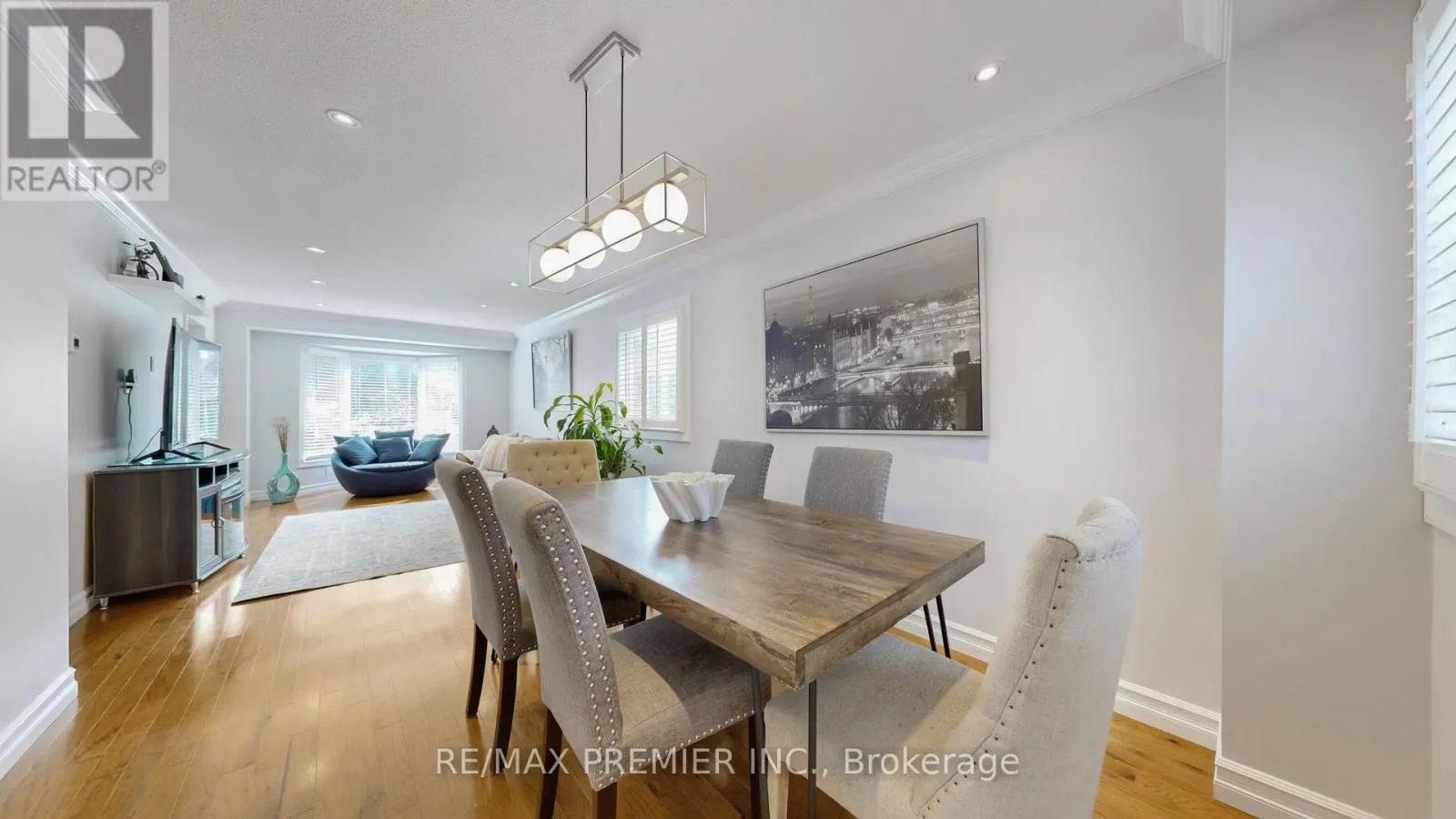 40 STAFFORD CRESCENT