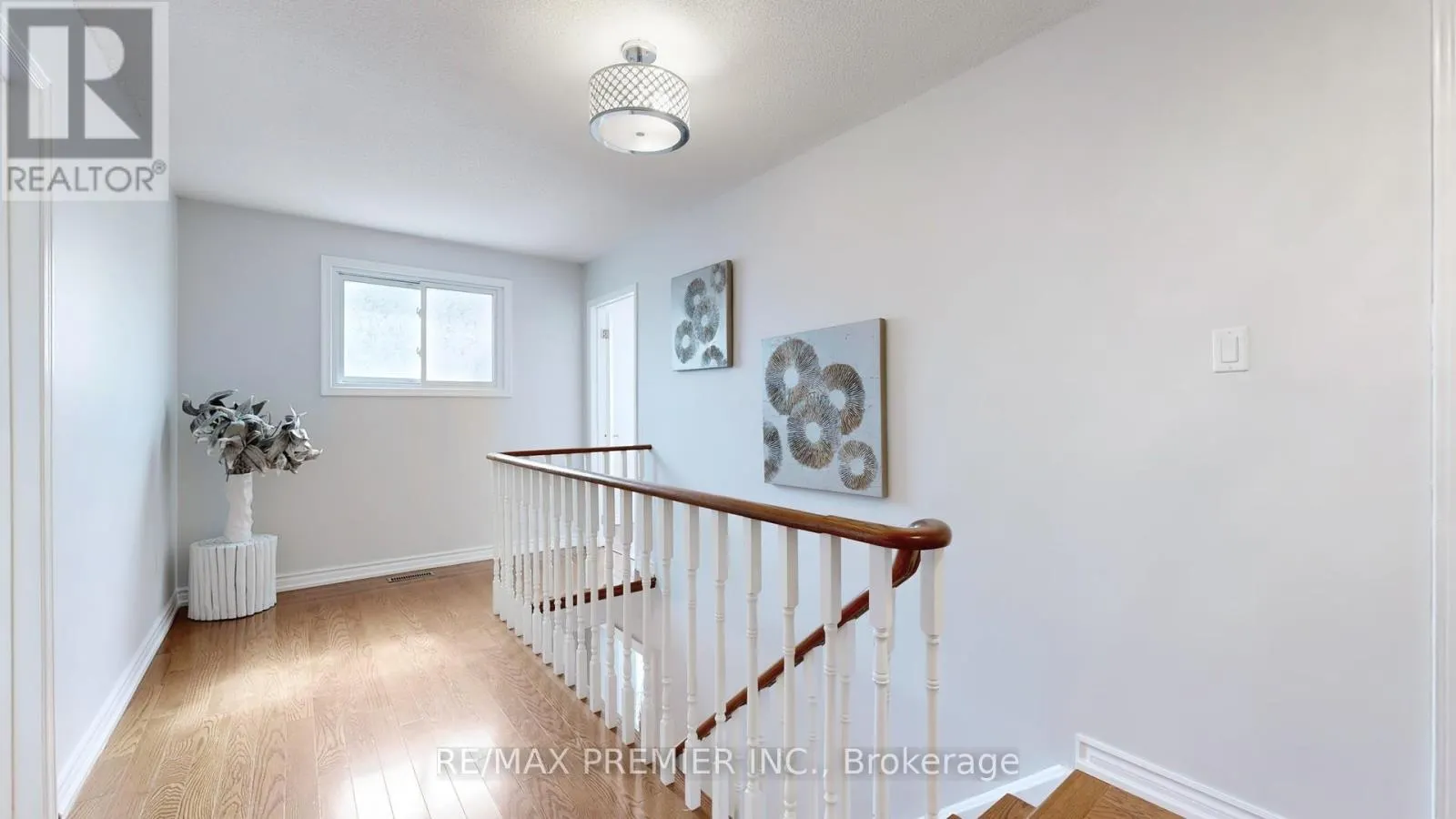 40 STAFFORD CRESCENT