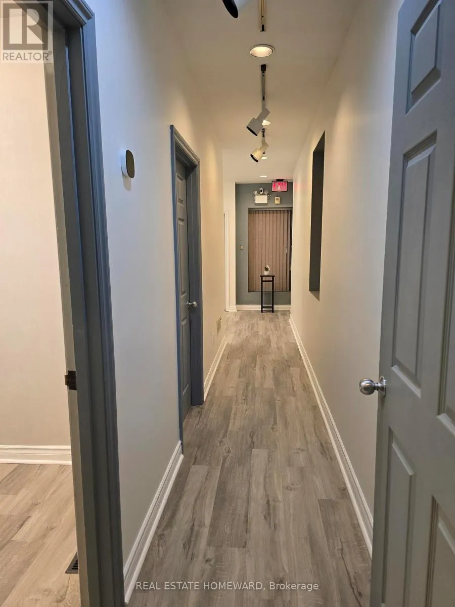 102 - 253 DANFORTH AVENUE