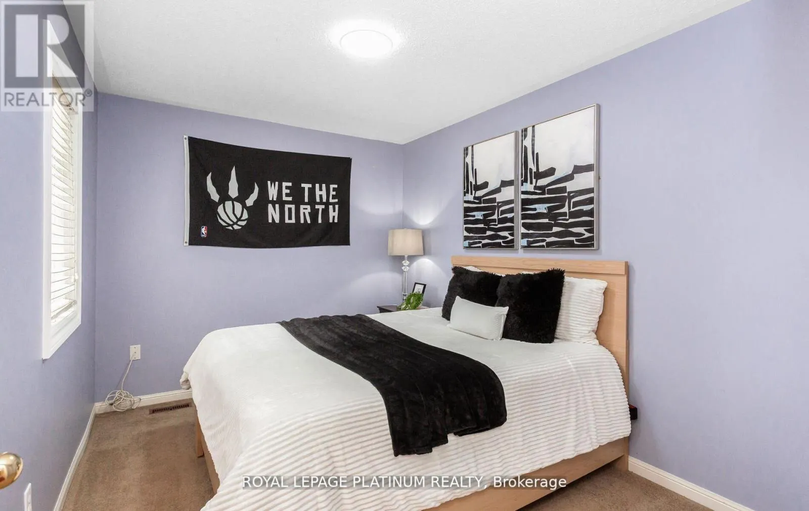 4 SKIPPERHILL CRESCENT