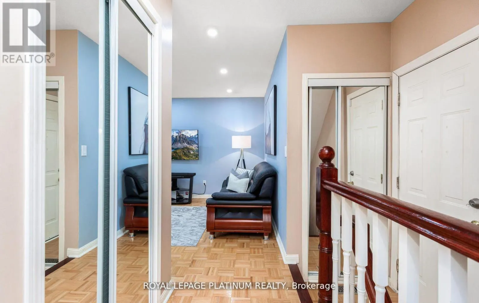 4 SKIPPERHILL CRESCENT