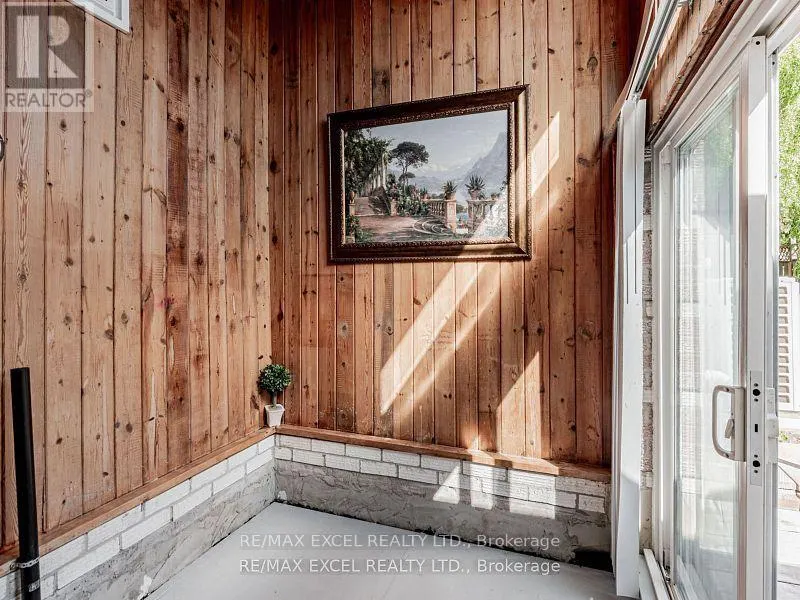 657 OLD HARWOOD AVENUE