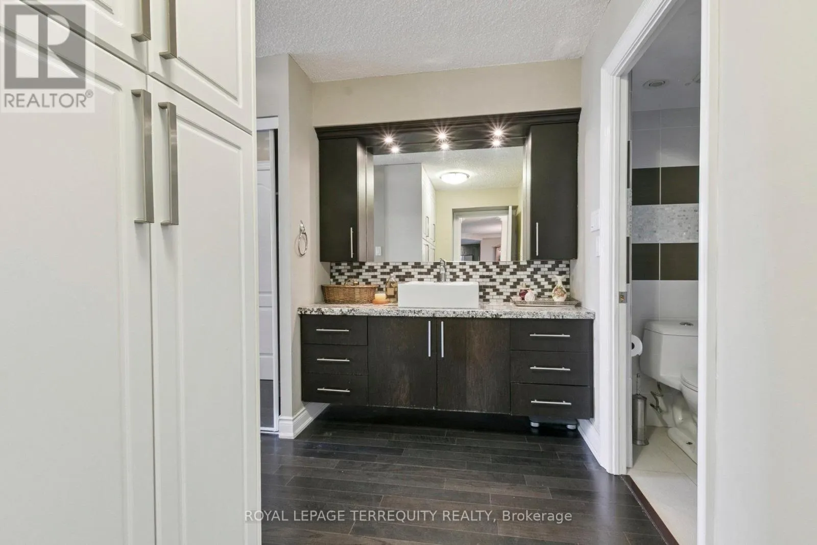 1501 - 2330 BRIDLETOWNE CIRCLE