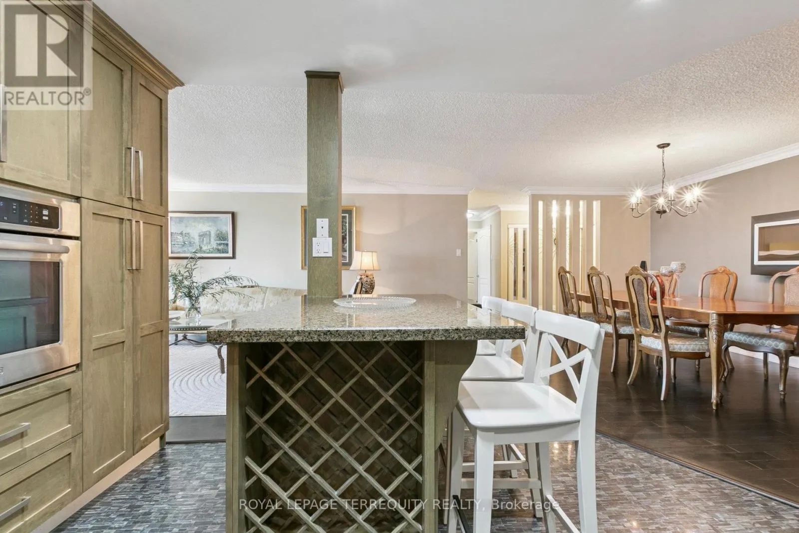 1501 - 2330 BRIDLETOWNE CIRCLE