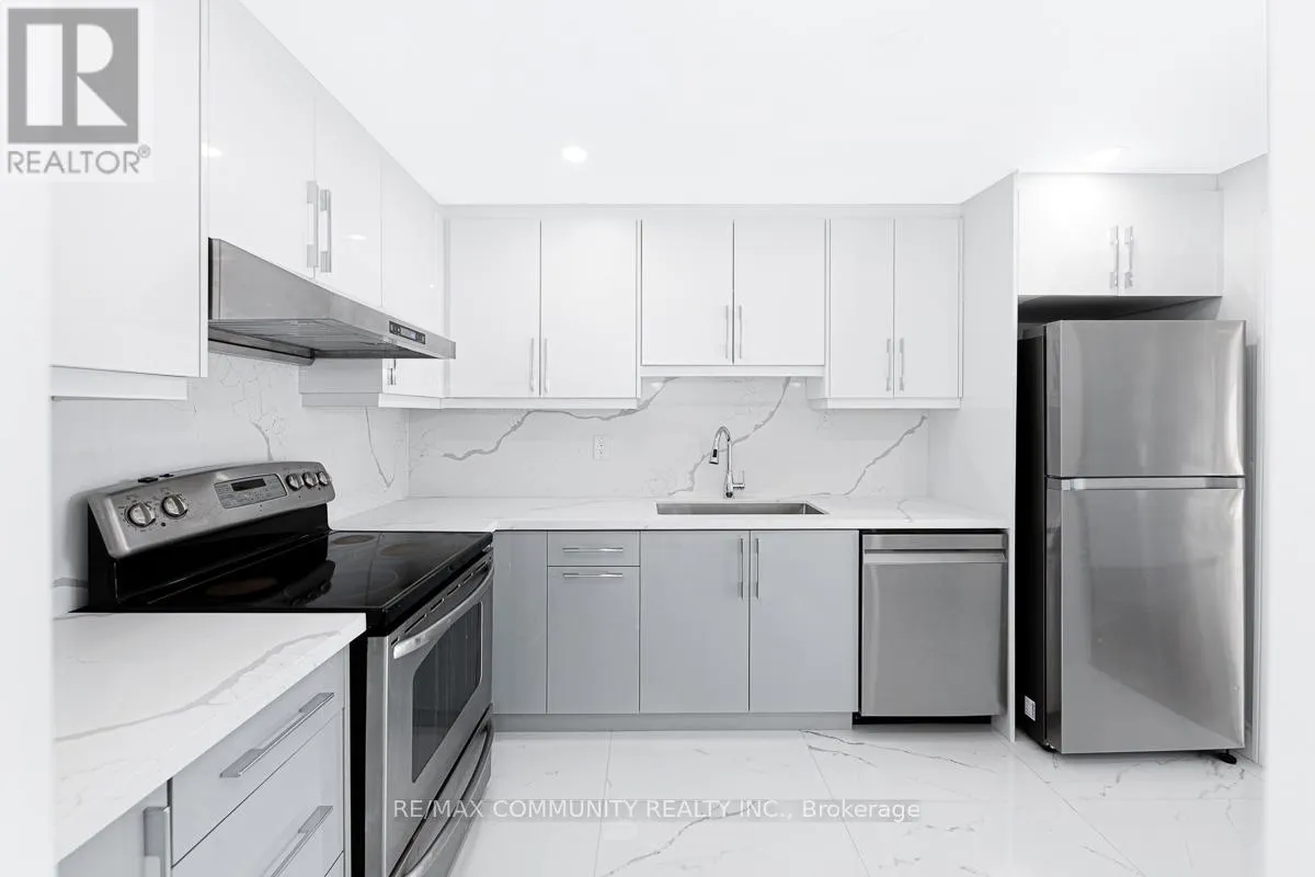 1102 - 3380 EGLINTON AVENUE E