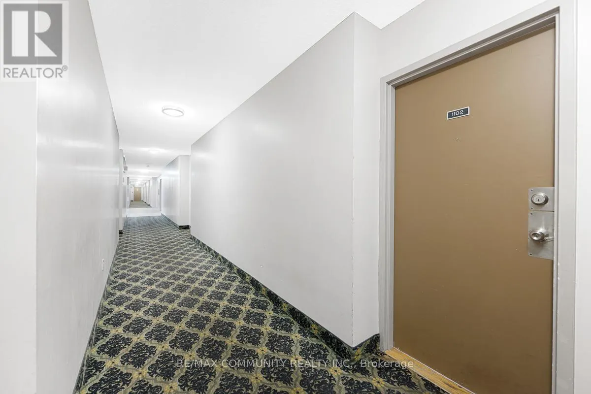 1102 - 3380 EGLINTON AVENUE E