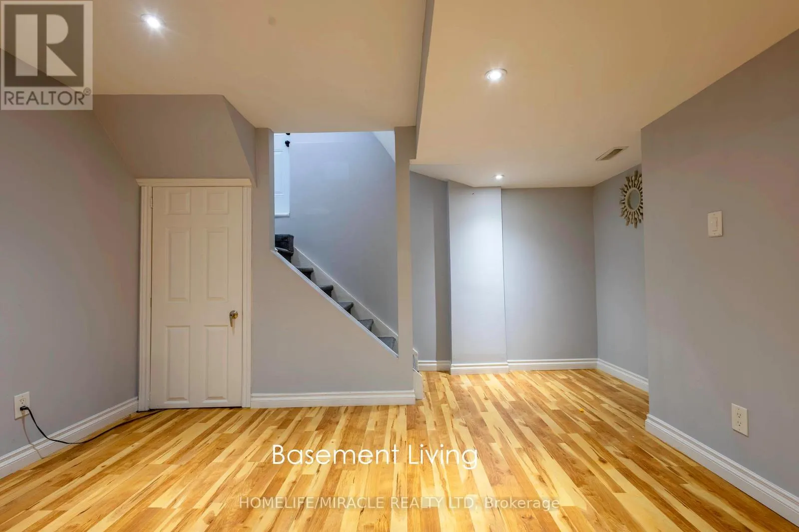 LOWER - 12 GILL CRESCENT