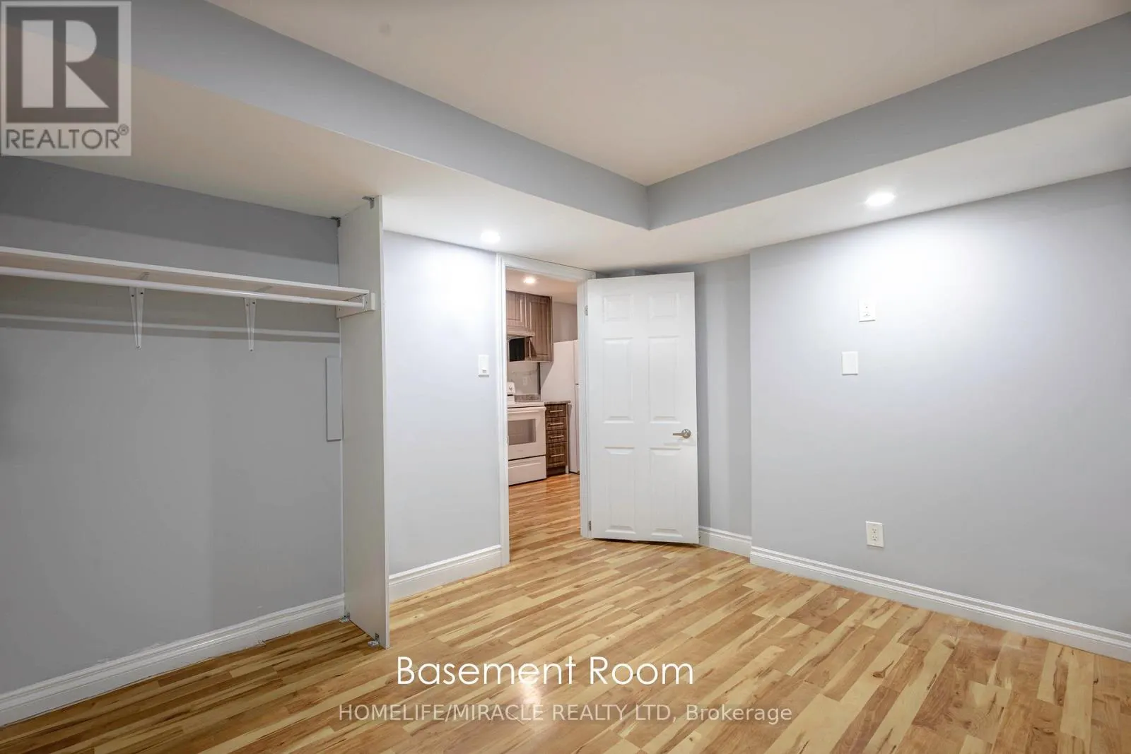 LOWER - 12 GILL CRESCENT