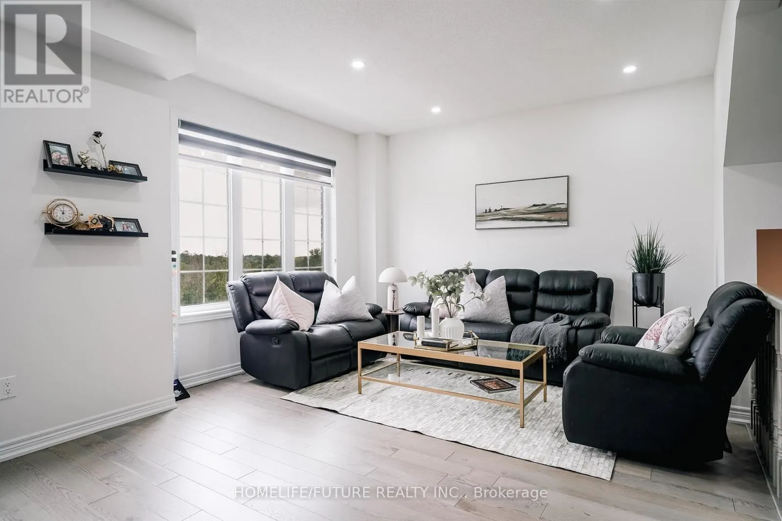 2626 DELPHINIUM TRAIL