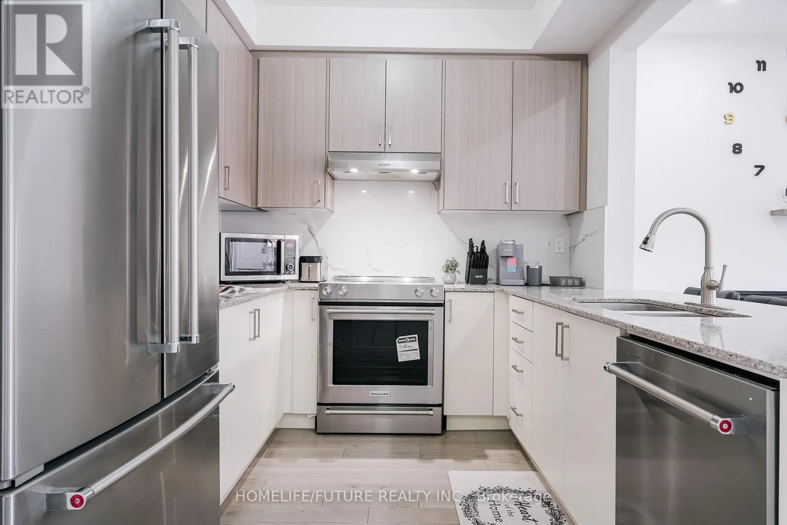 2626 DELPHINIUM TRAIL