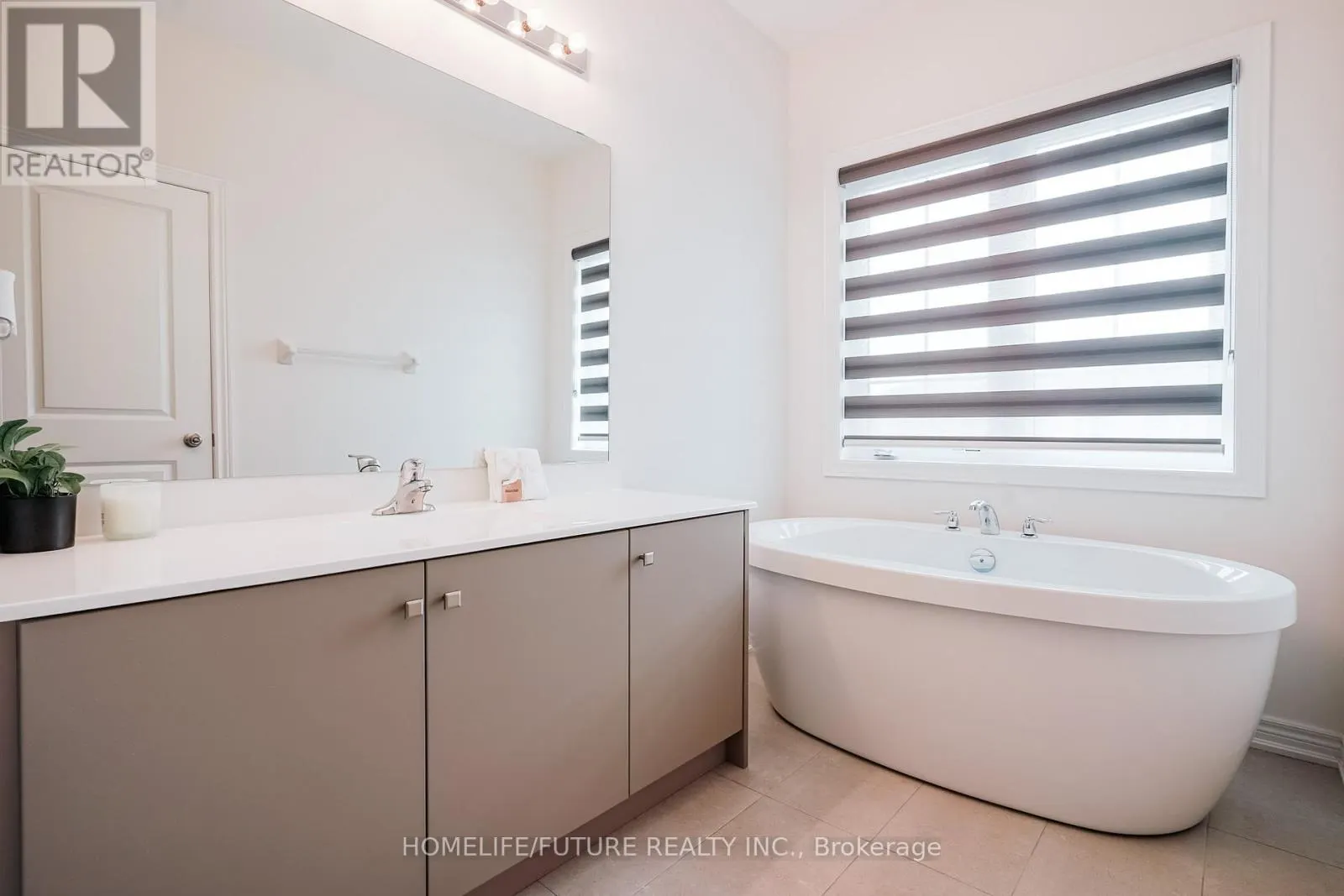 2626 DELPHINIUM TRAIL