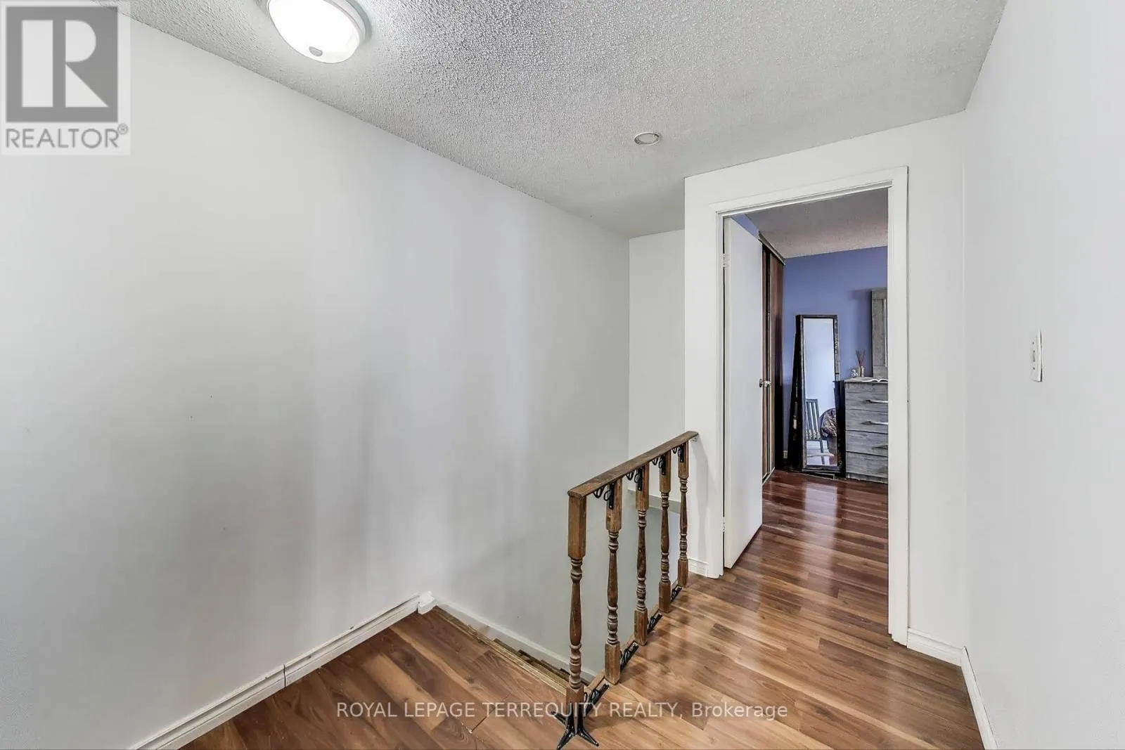 88 - 1100 OXFORD STREET