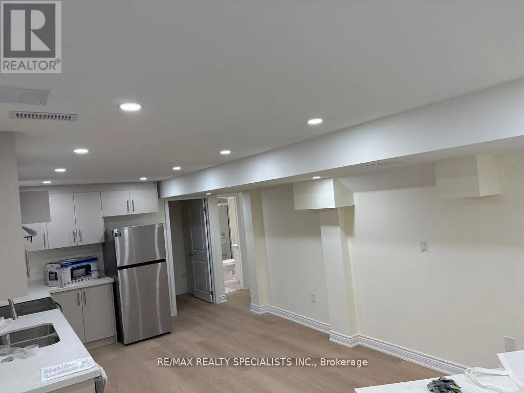 245 MONTGOMERY AVENUE