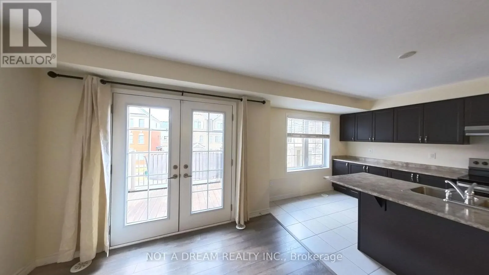 11 BLUEGILL CRESCENT