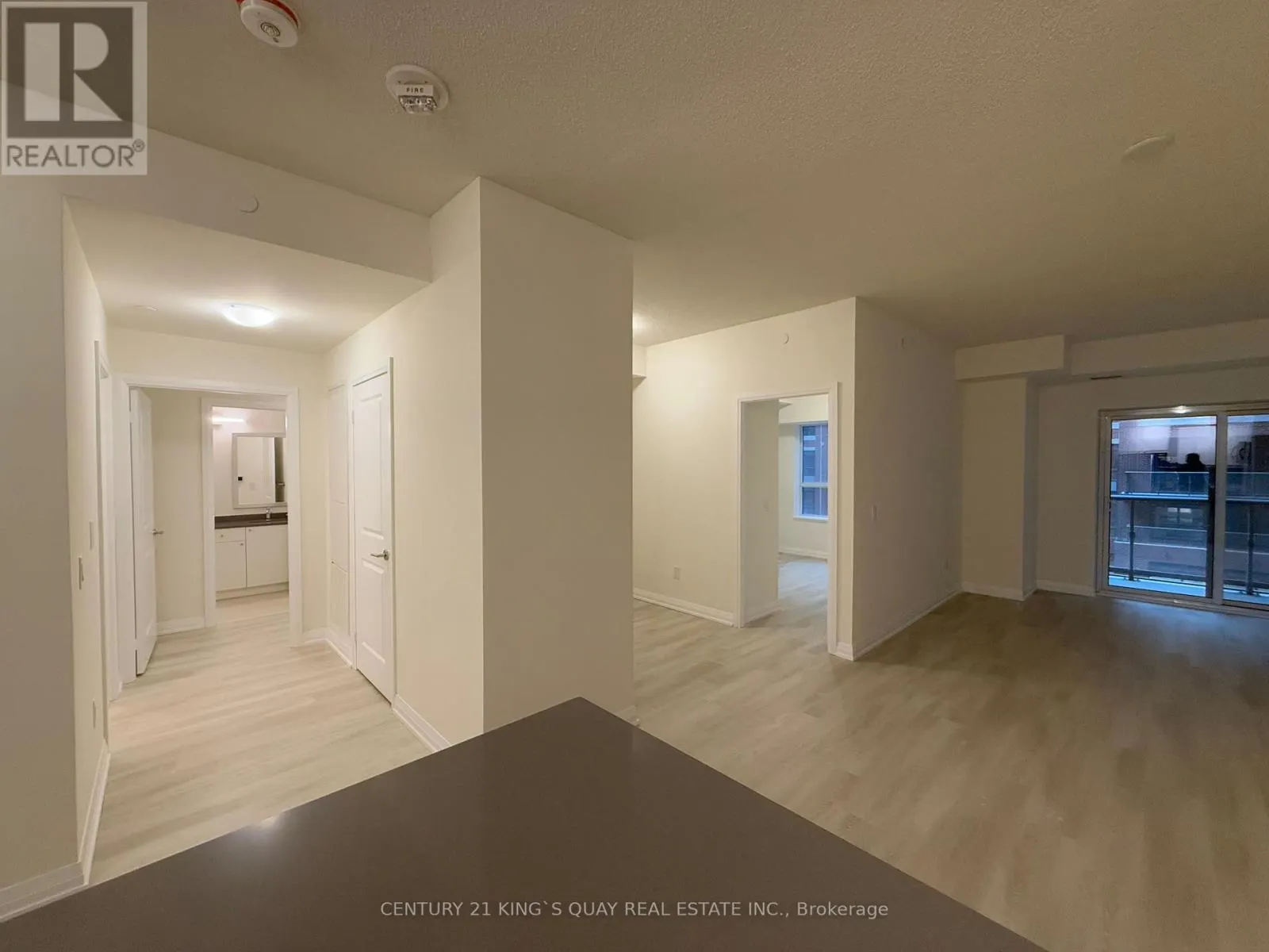 405 - 3260 SHEPPARD AVENUE E