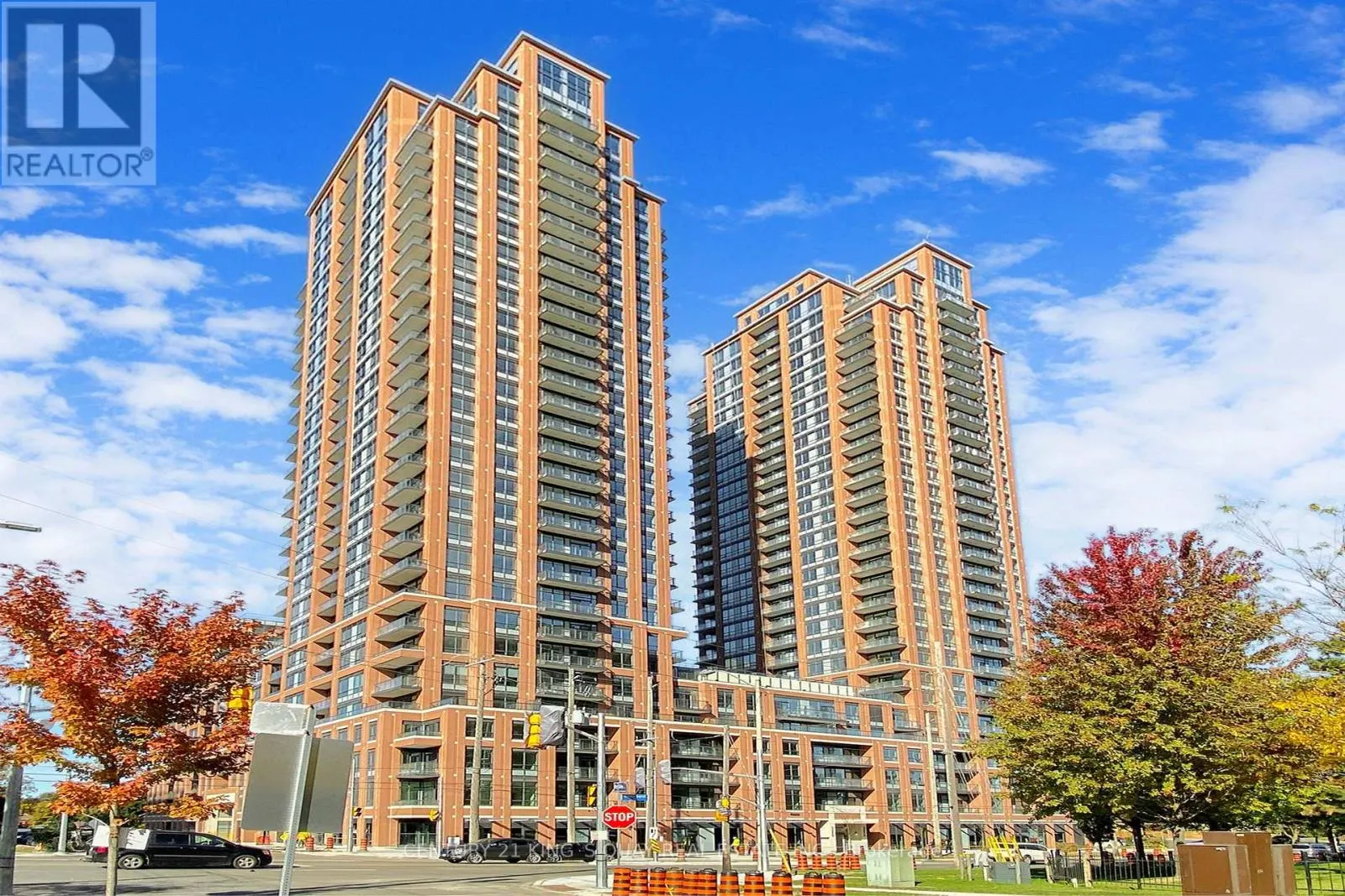 405 - 3260 SHEPPARD AVENUE E