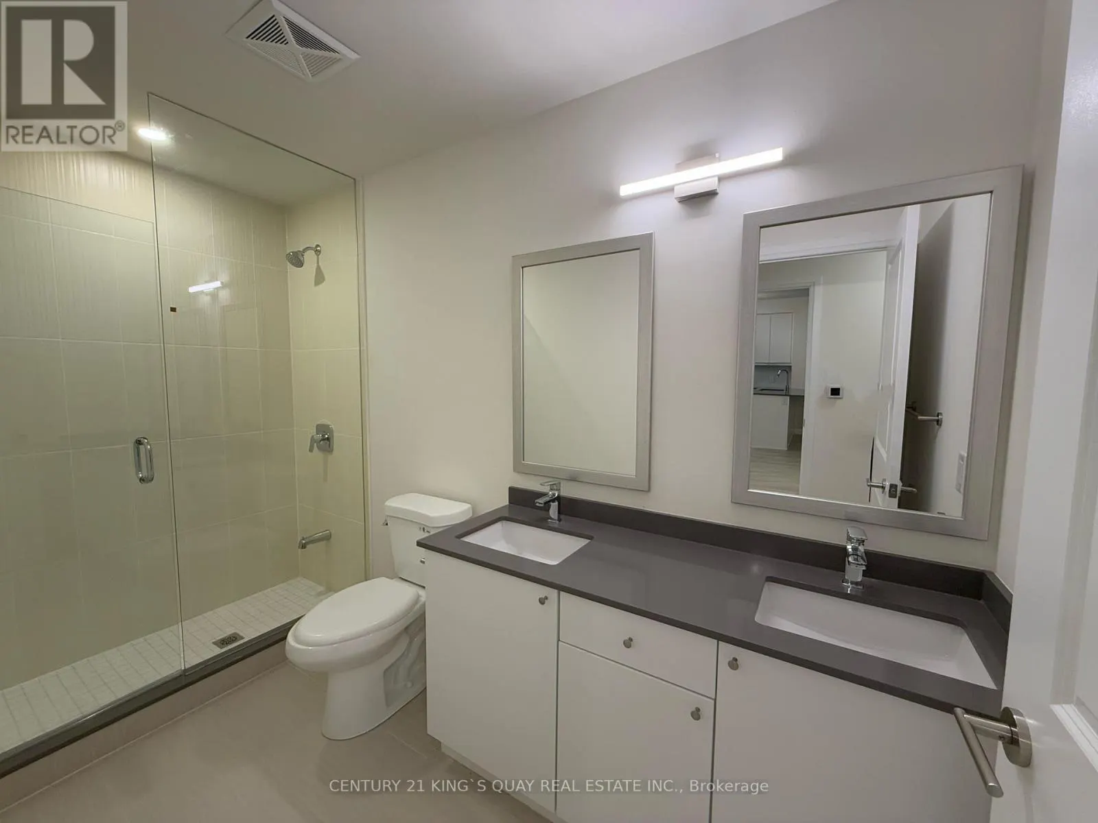 405 - 3260 SHEPPARD AVENUE E