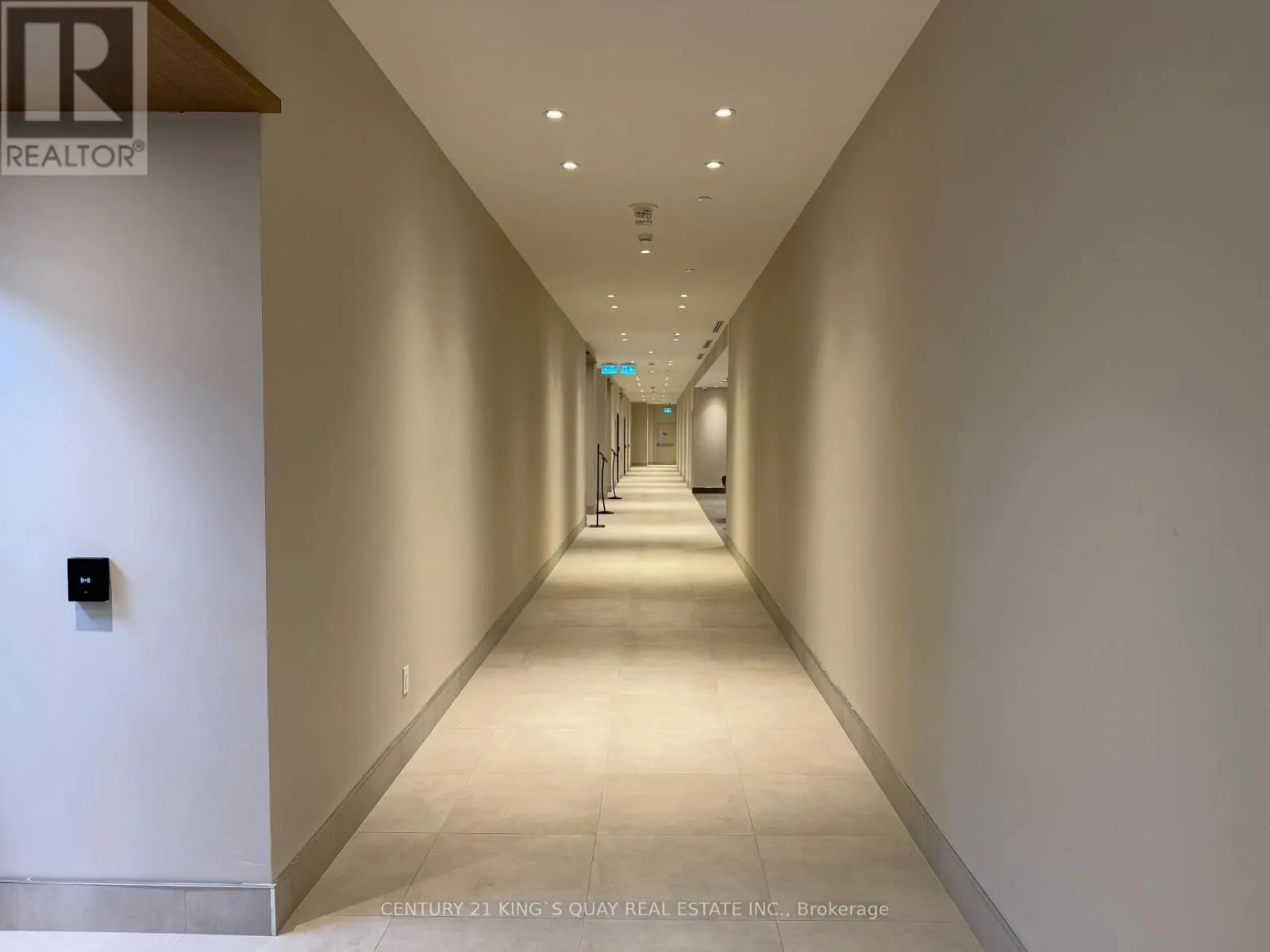 405 - 3260 SHEPPARD AVENUE E