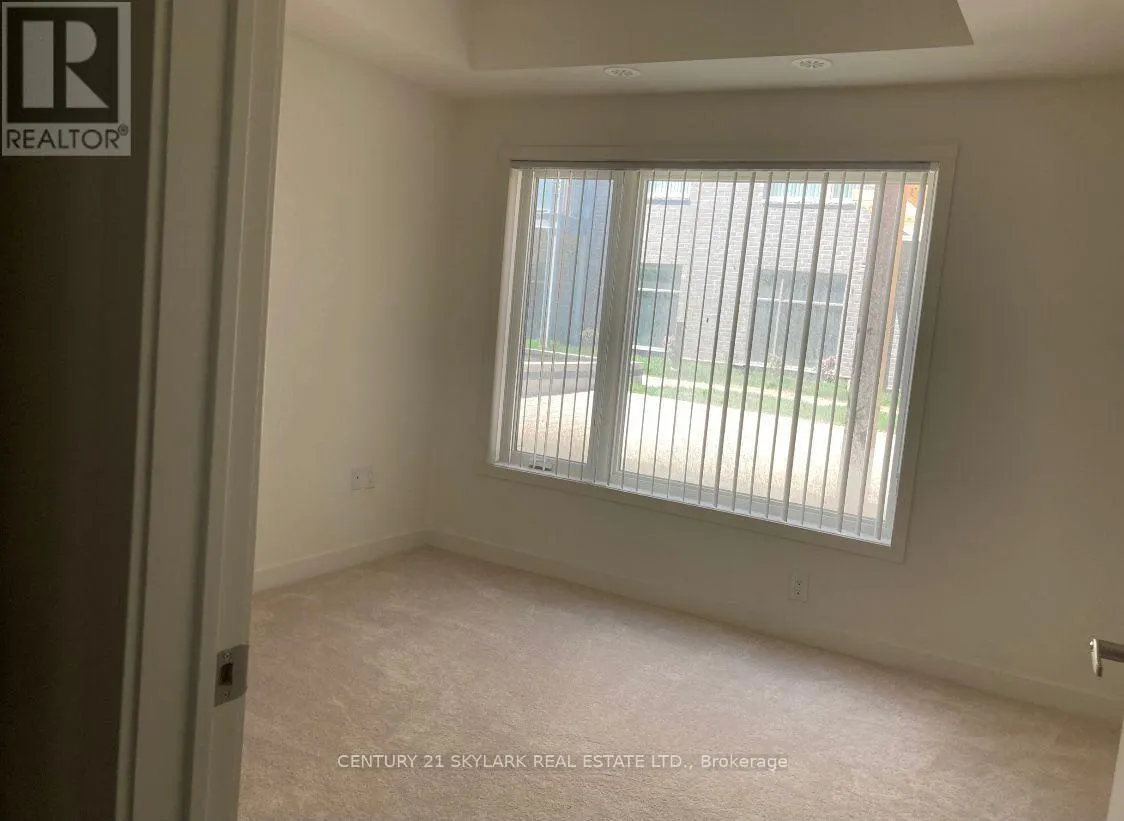 16 - 40 ORCHID PLACE DRIVE