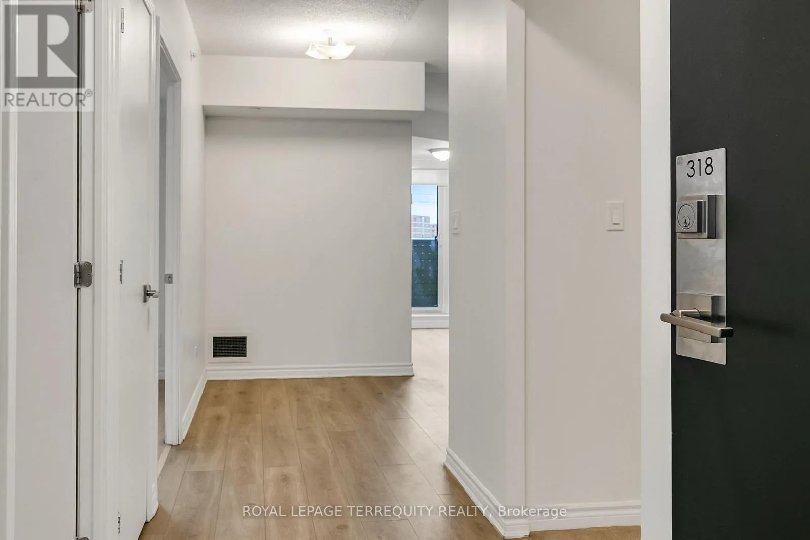 318 - 1 FALAISE ROAD