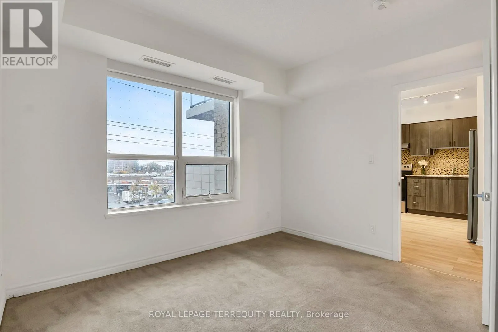 318 - 1 FALAISE ROAD