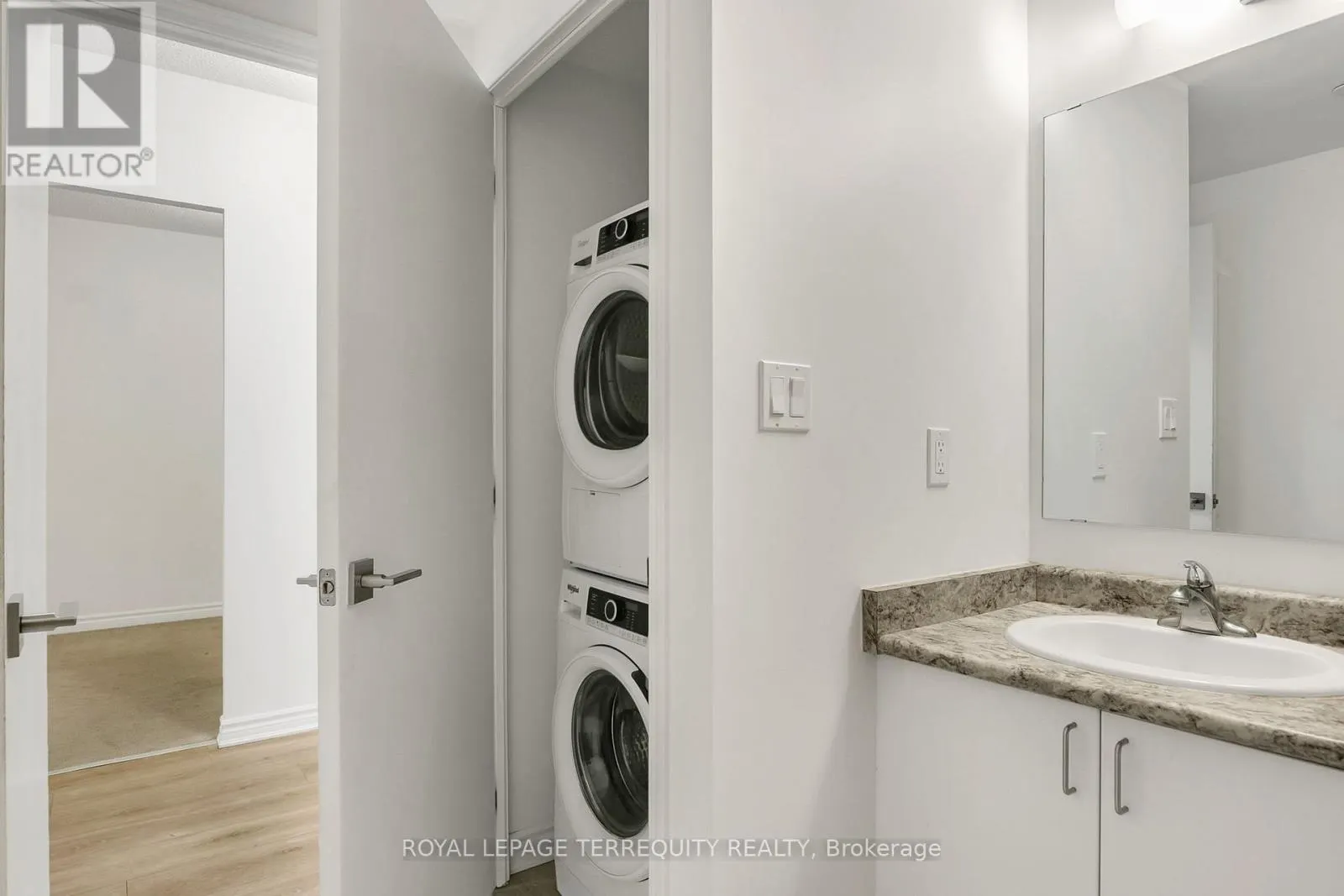 318 - 1 FALAISE ROAD