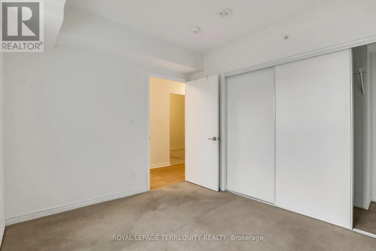 318 - 1 FALAISE ROAD