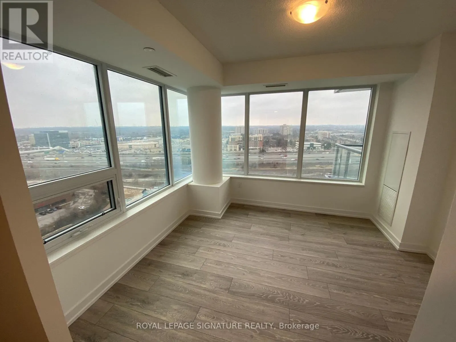 1708 - 1455 CELEBRATION DRIVE