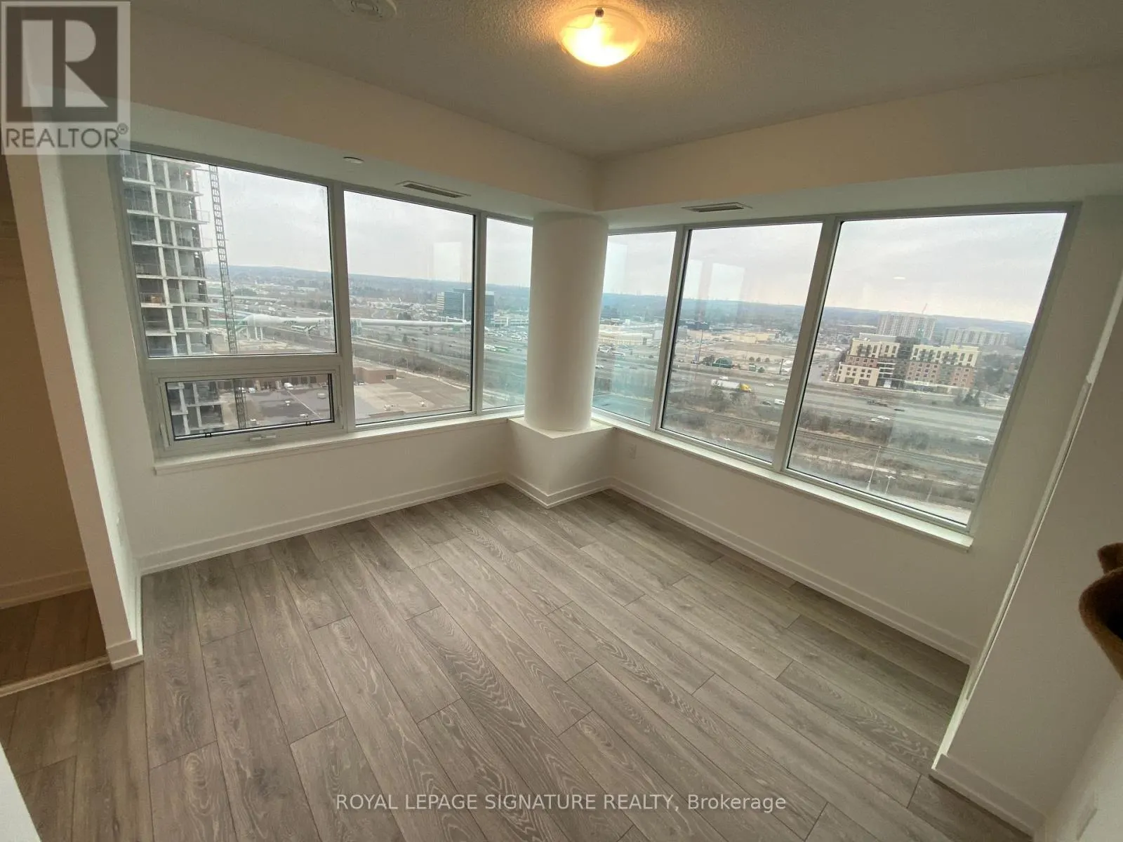 1708 - 1455 CELEBRATION DRIVE