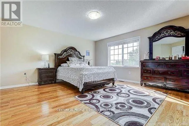 MAIN & 2ND FLOOR - 28 MEANDERING TRAIL E